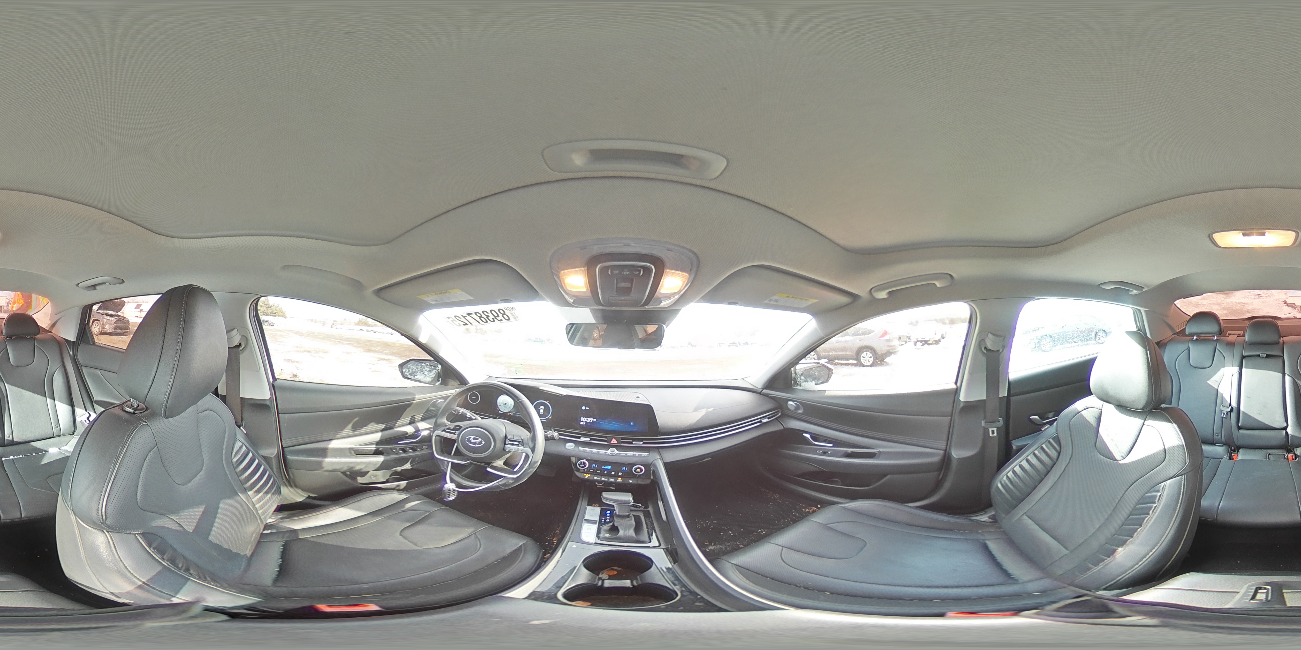 2021 Hyundai Elantra - Image 13