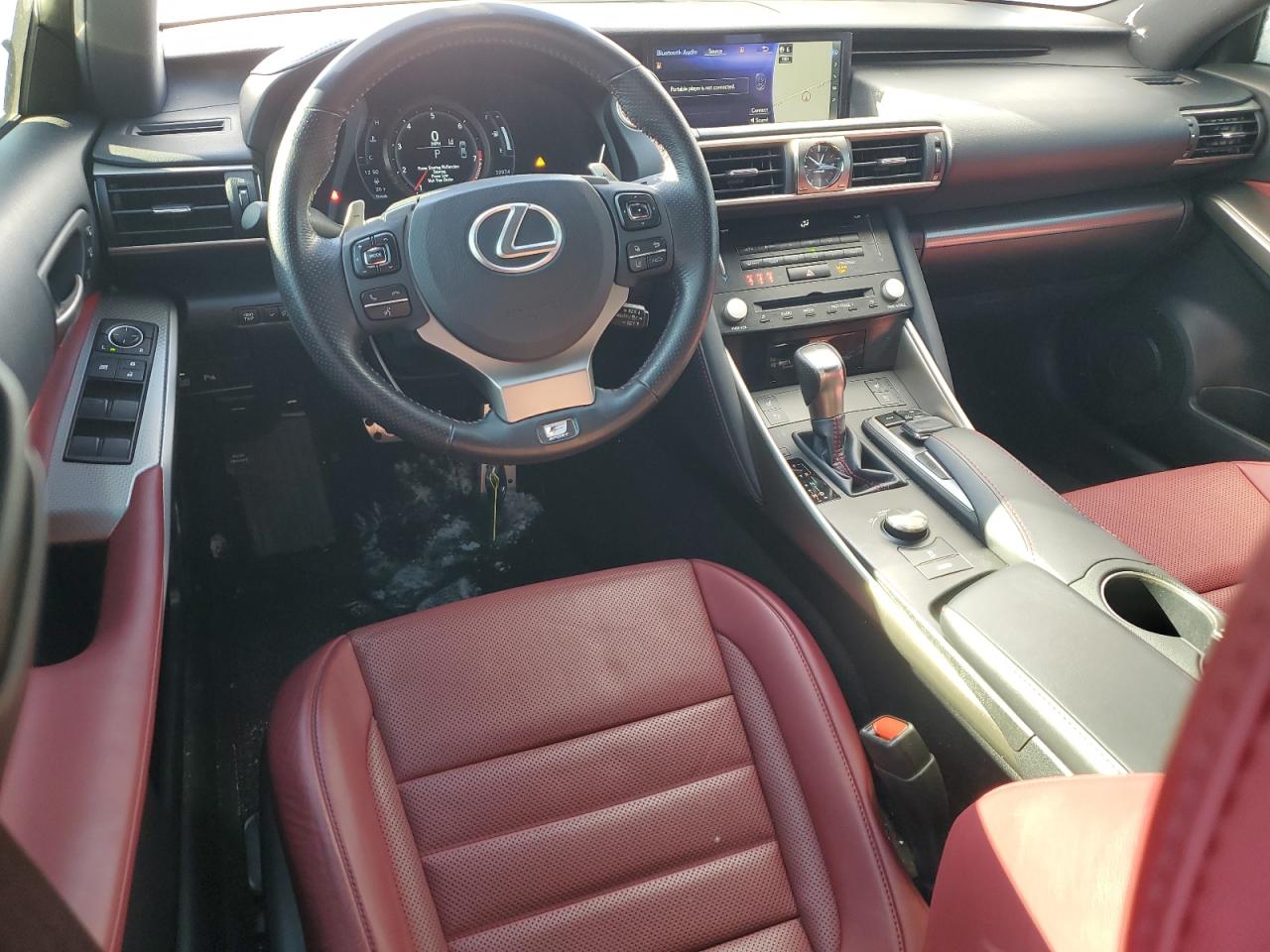 2018 Lexus IS - Image 8