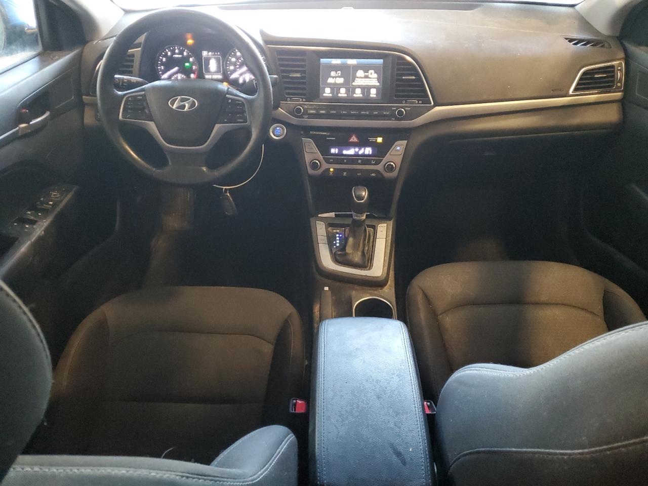 2017 Hyundai Elantra - Image 8