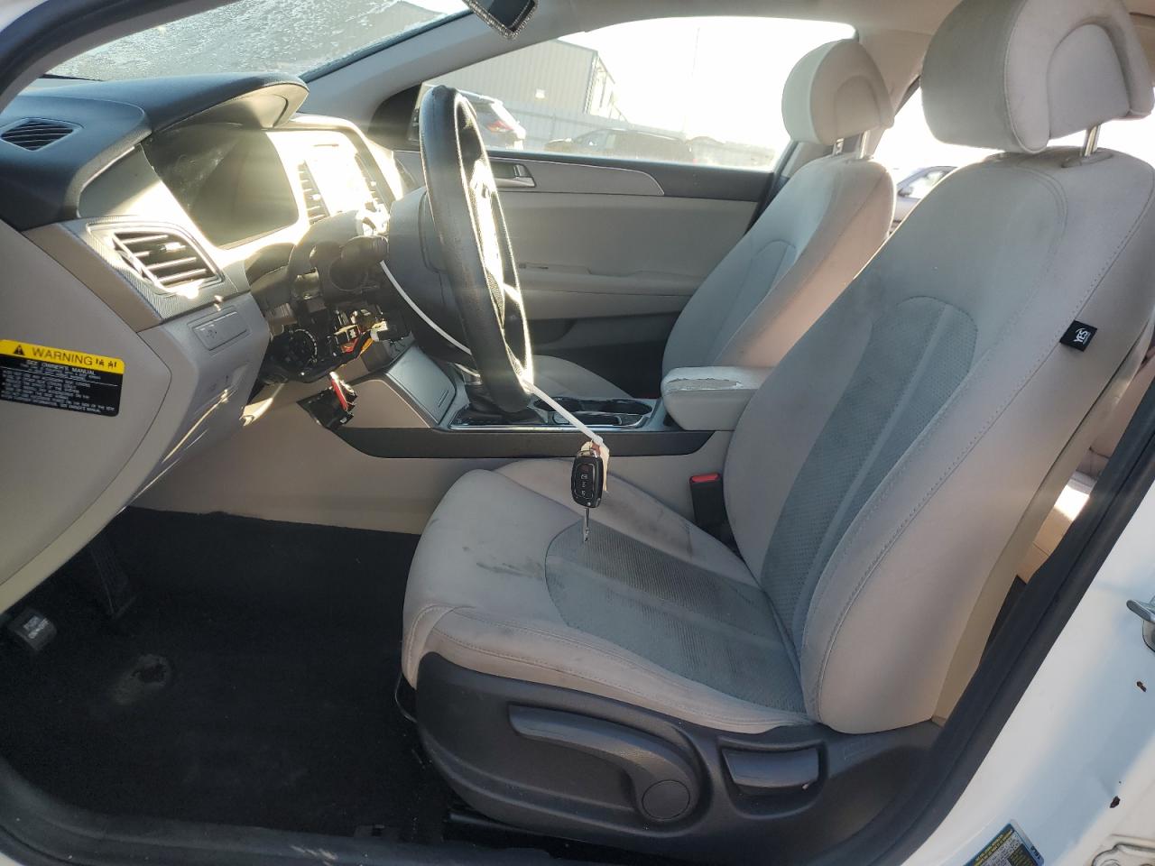 2017 Hyundai Sonata - Image 7