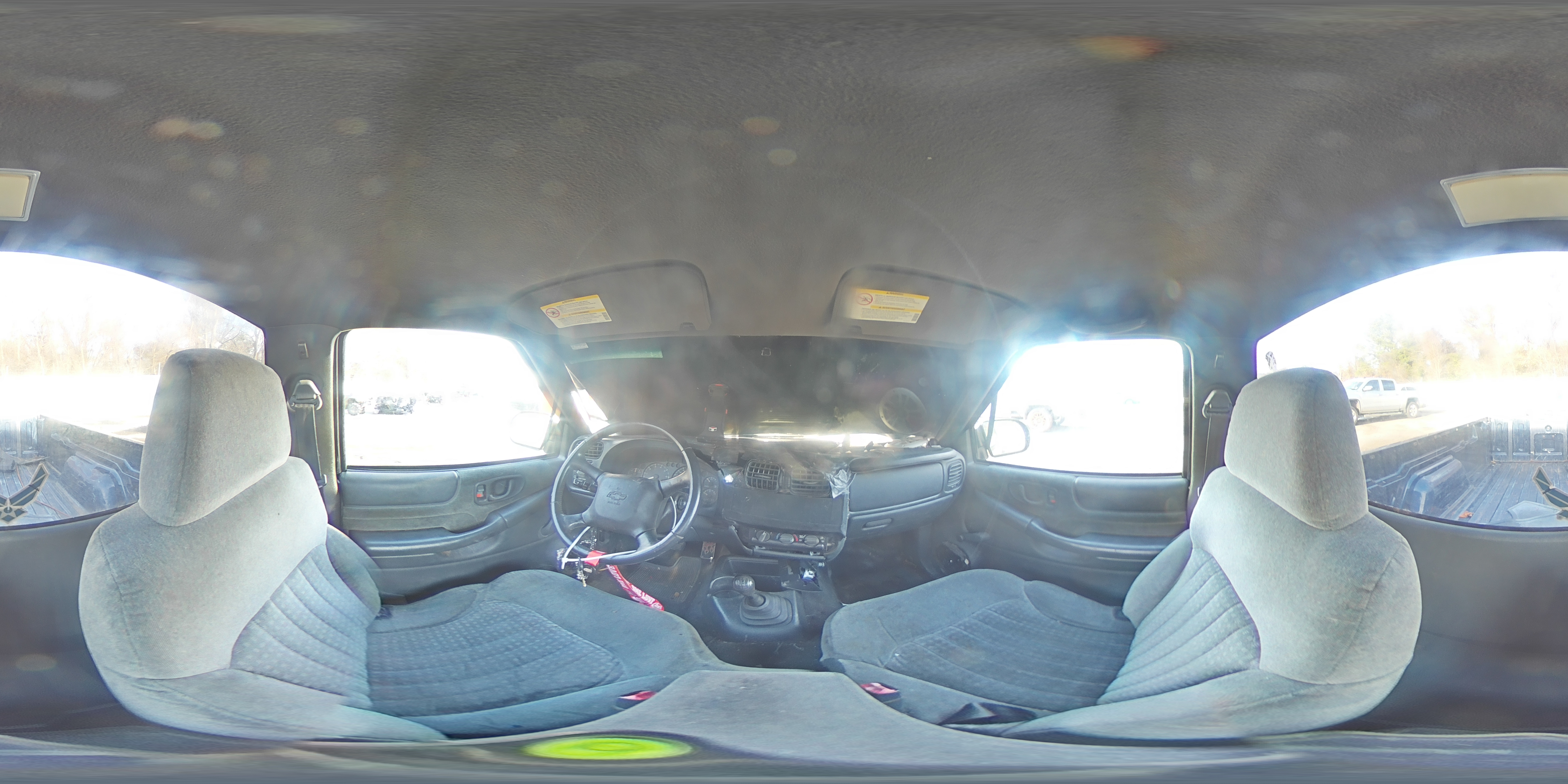 2002 Chevrolet S-10 Pickup - Image 13