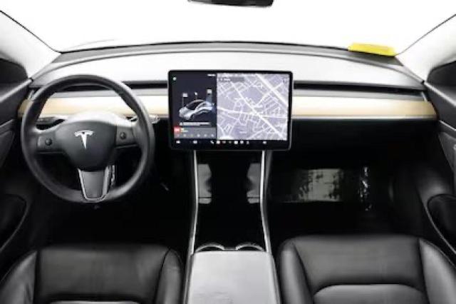  TESLA MODEL 3 2020 Сірий