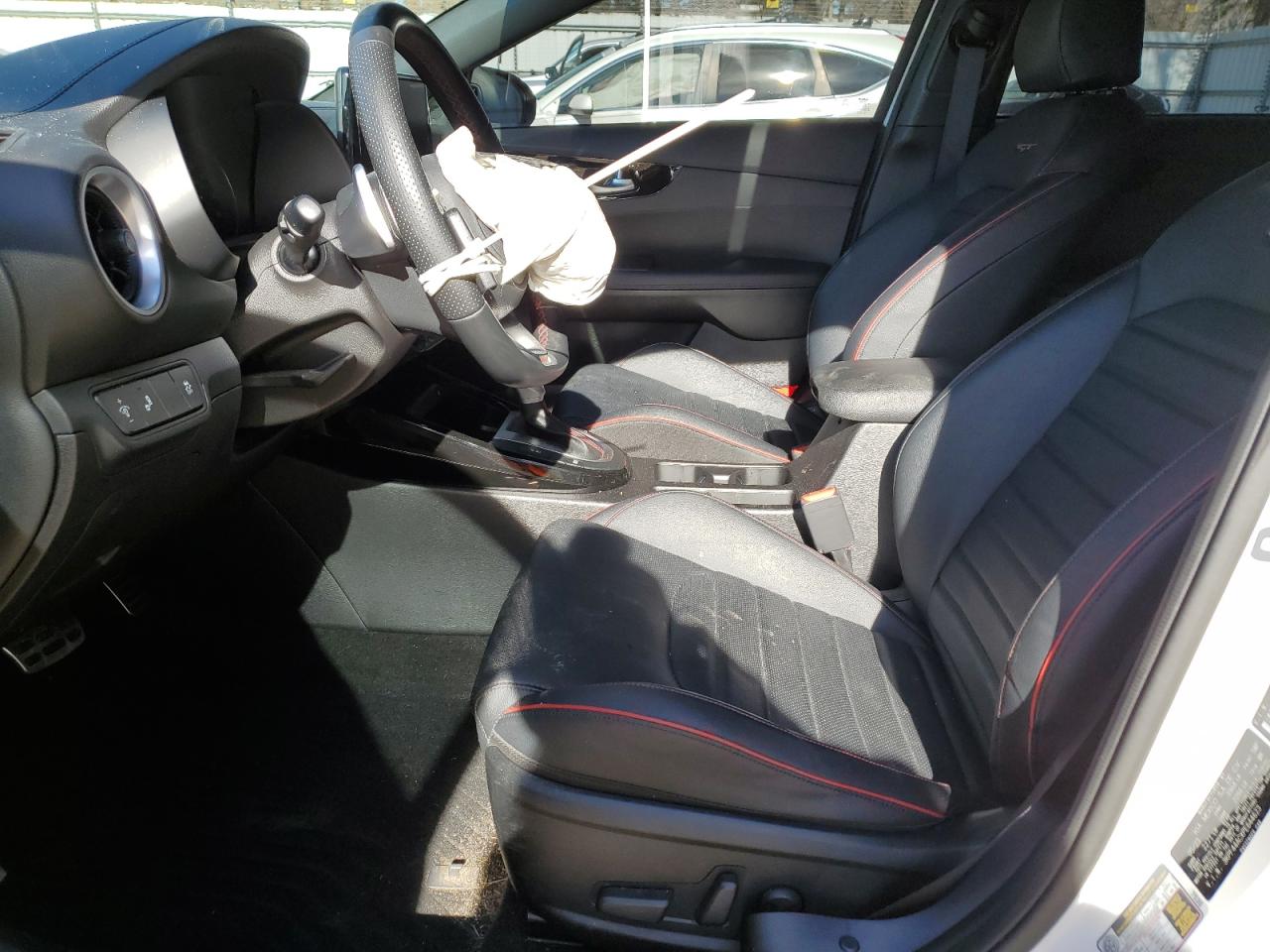 2023 Kia Forte - Image 7