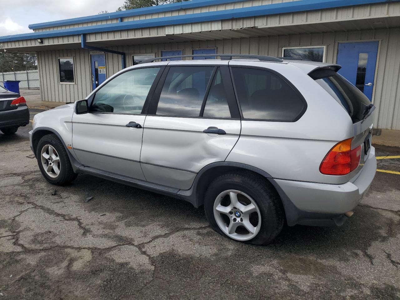 2001 BMW X5 - Image 2