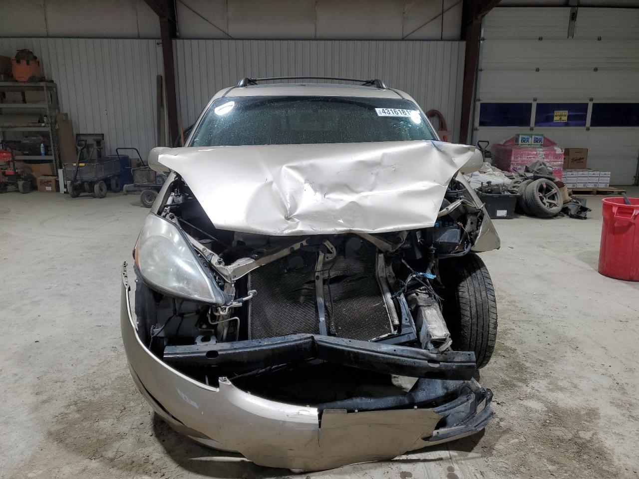2009 Toyota Sienna - Image 5
