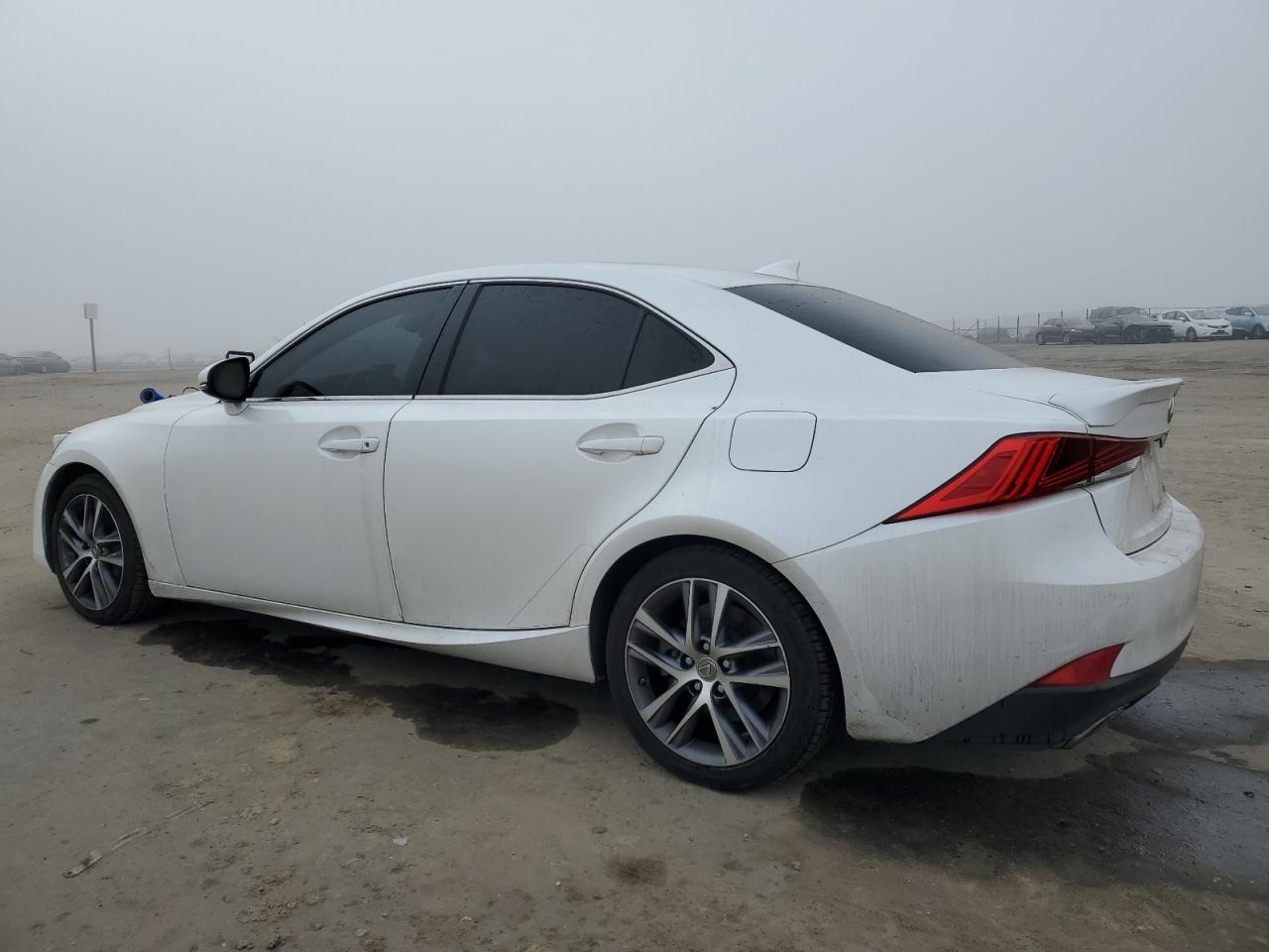 2018 Lexus IS - Image 2