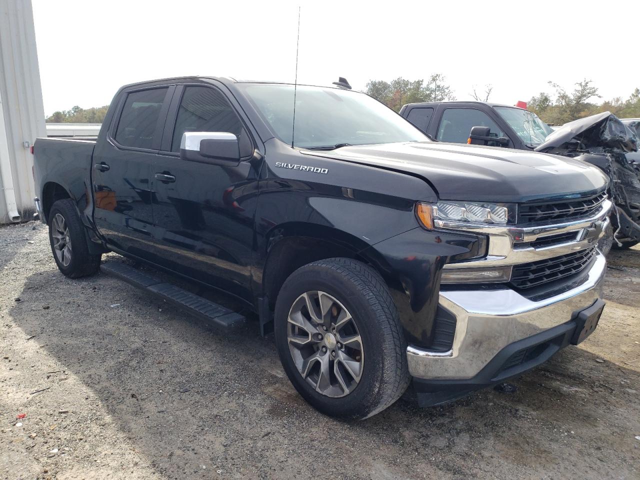 2019 Chevrolet Silverado - Image 4