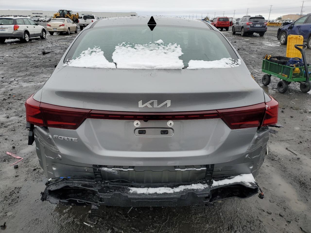 2024 Kia Forte - Image 6