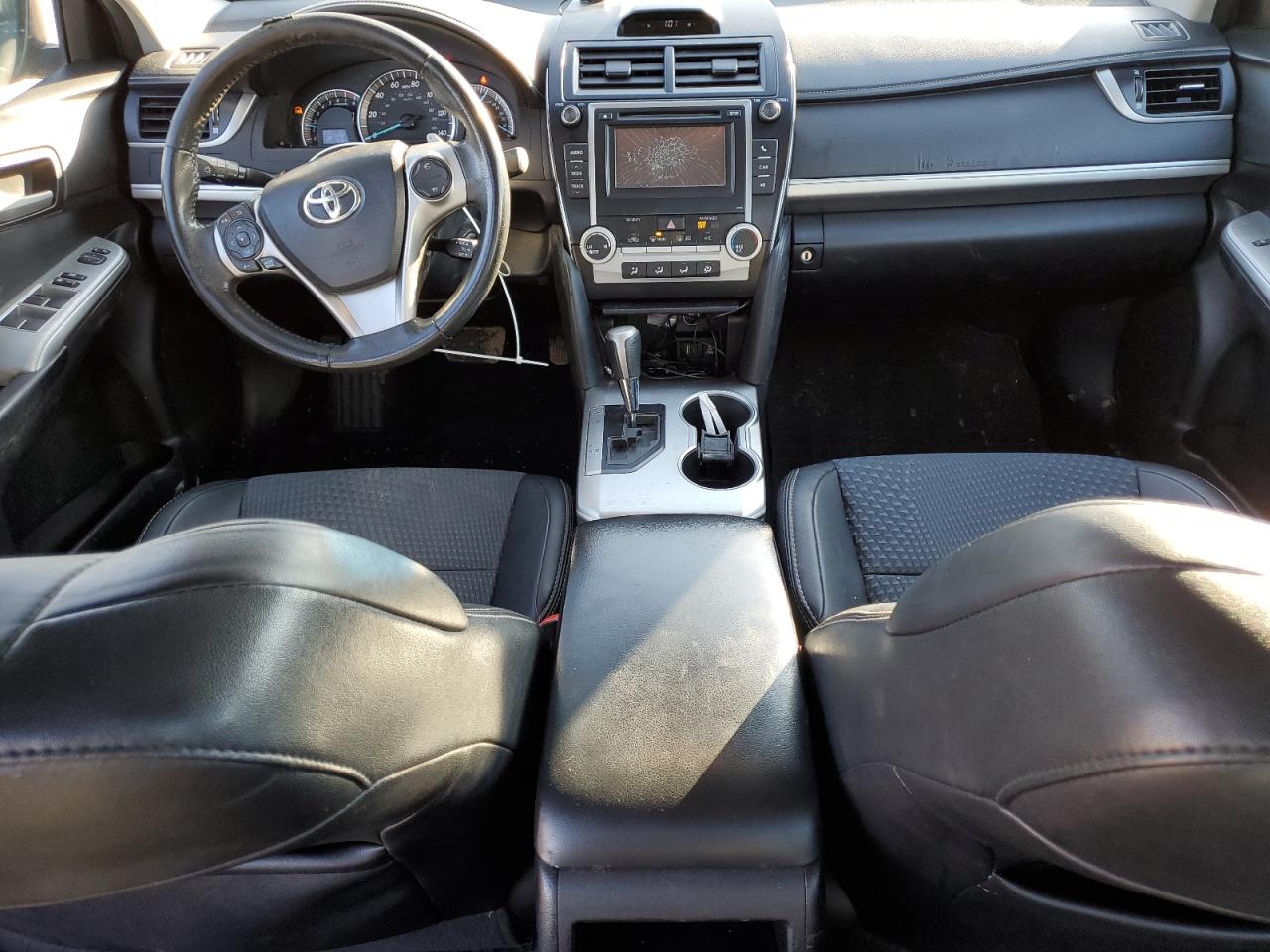 2013 Toyota Camry - Image 8