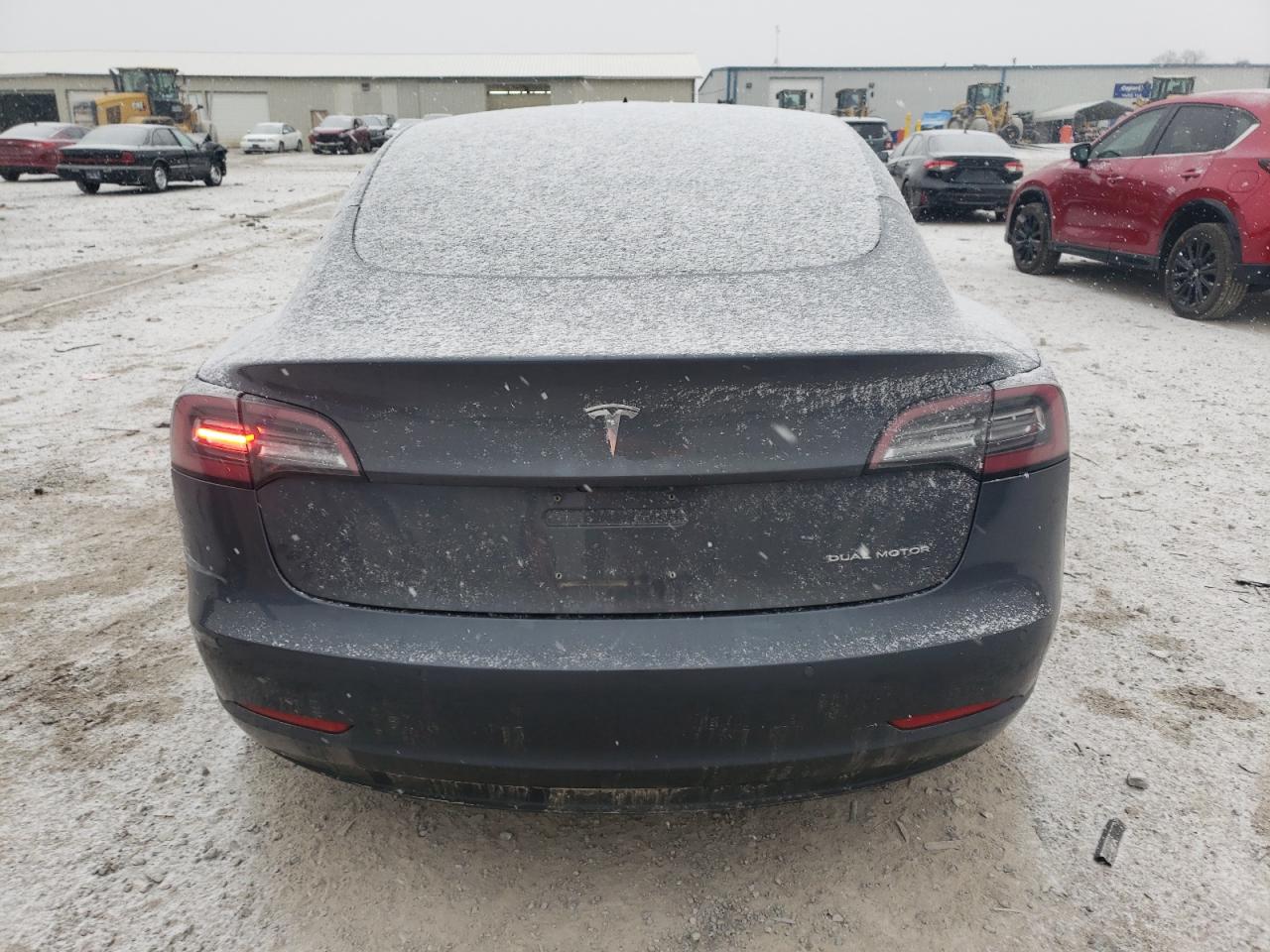 2018 Tesla Model 3 VIN: 5YJ3E1EB1JF114364 Lot: 88031885