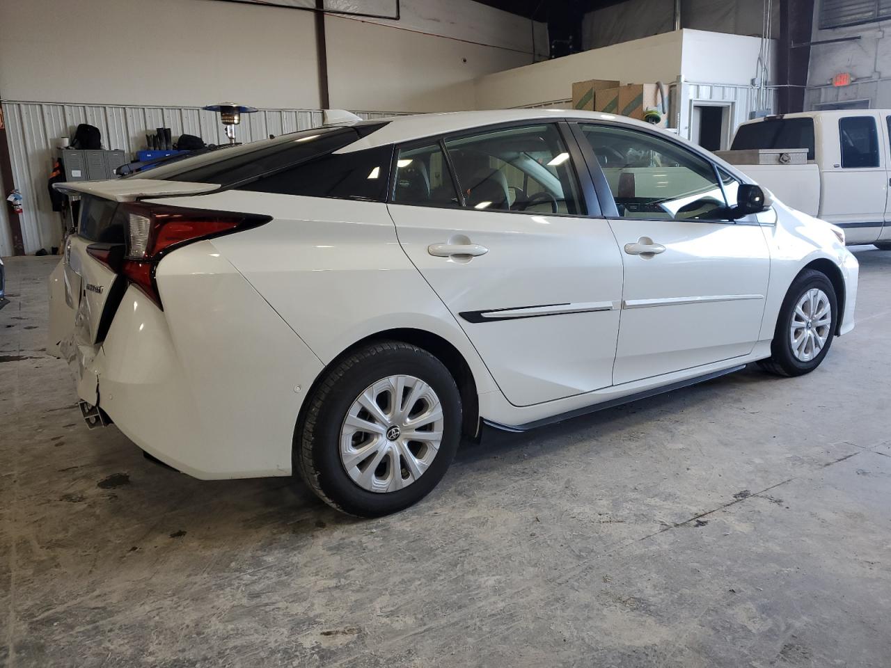 2022 Toyota Prius - Image 3
