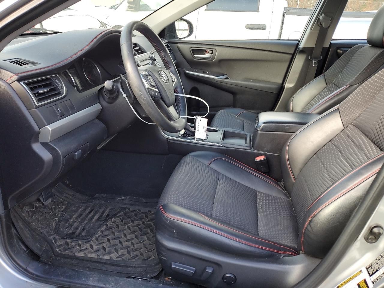 2015 Toyota Camry - Image 7