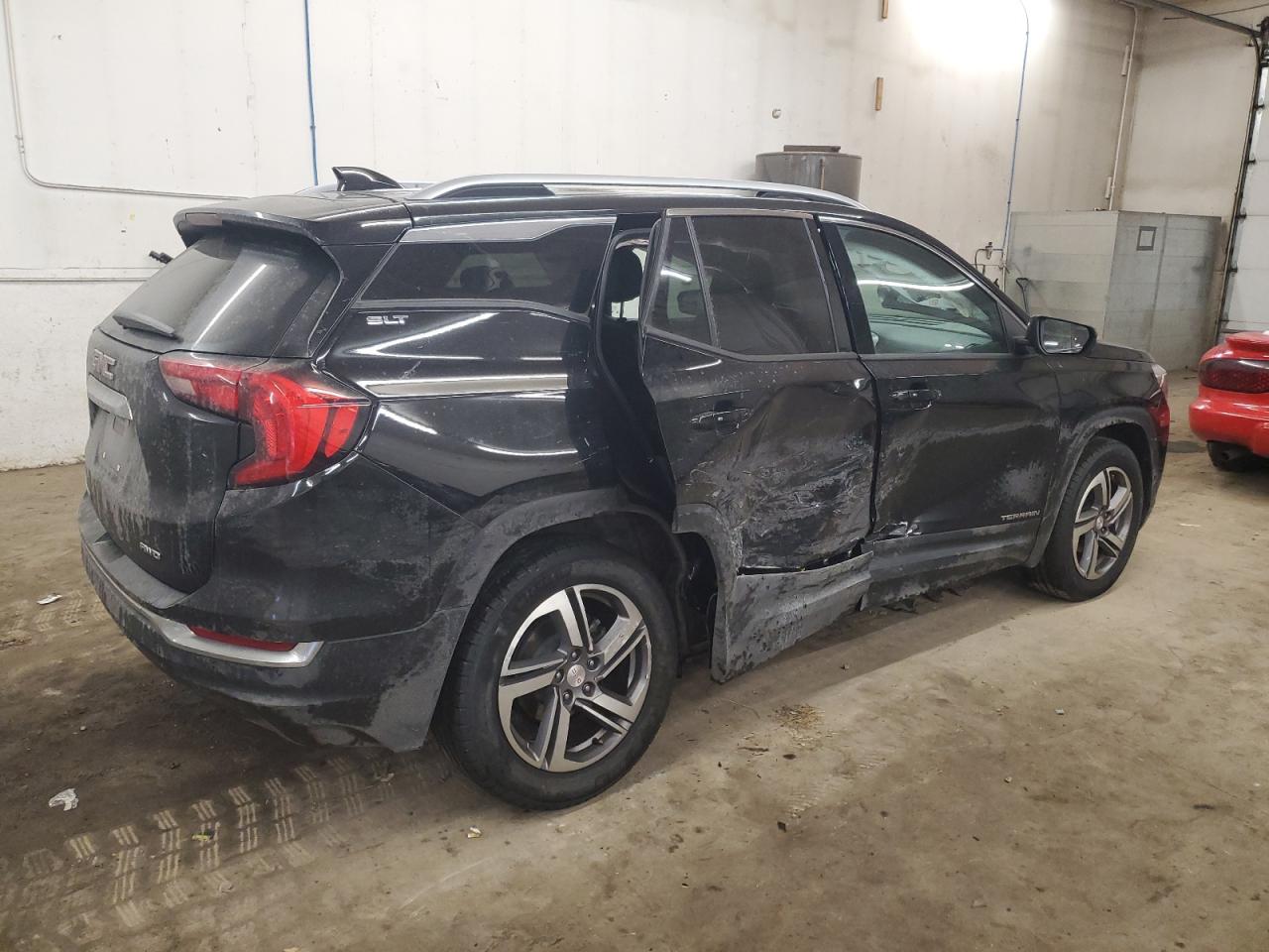 2020 GMC Terrain - Image 3