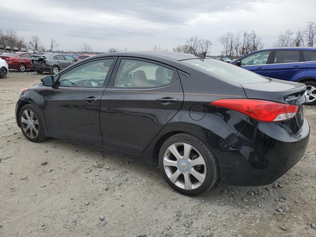 VIN 5NPDH4AEXDH305221 2013 HYUNDAI ELANTRA no.2