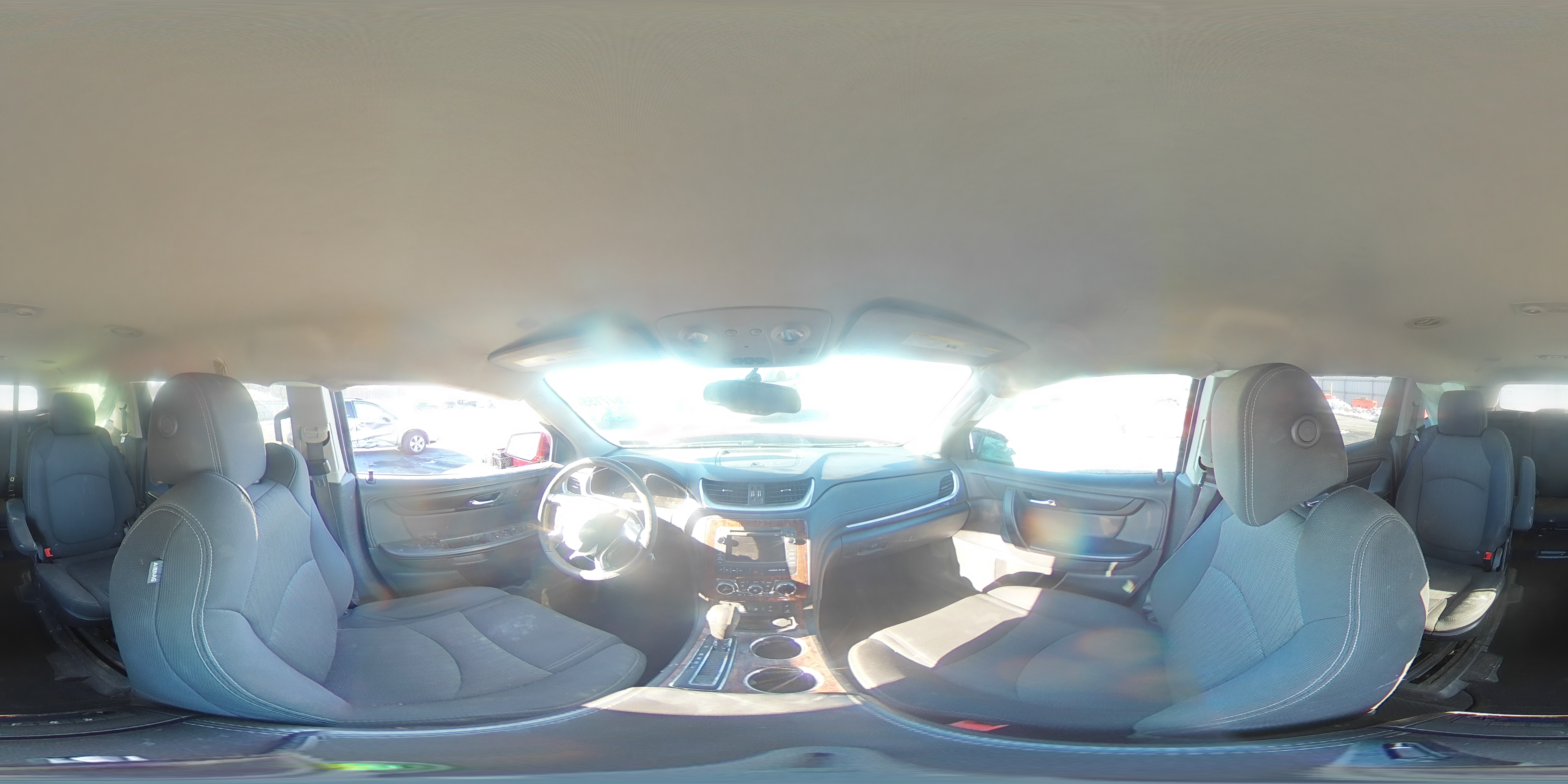 2013 Chevrolet Traverse - Image 13
