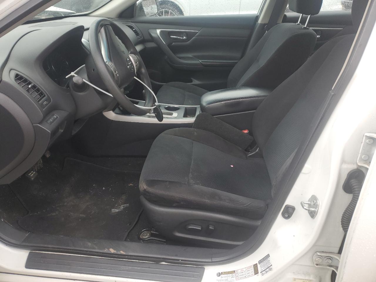 2015 Nissan Altima - Image 7