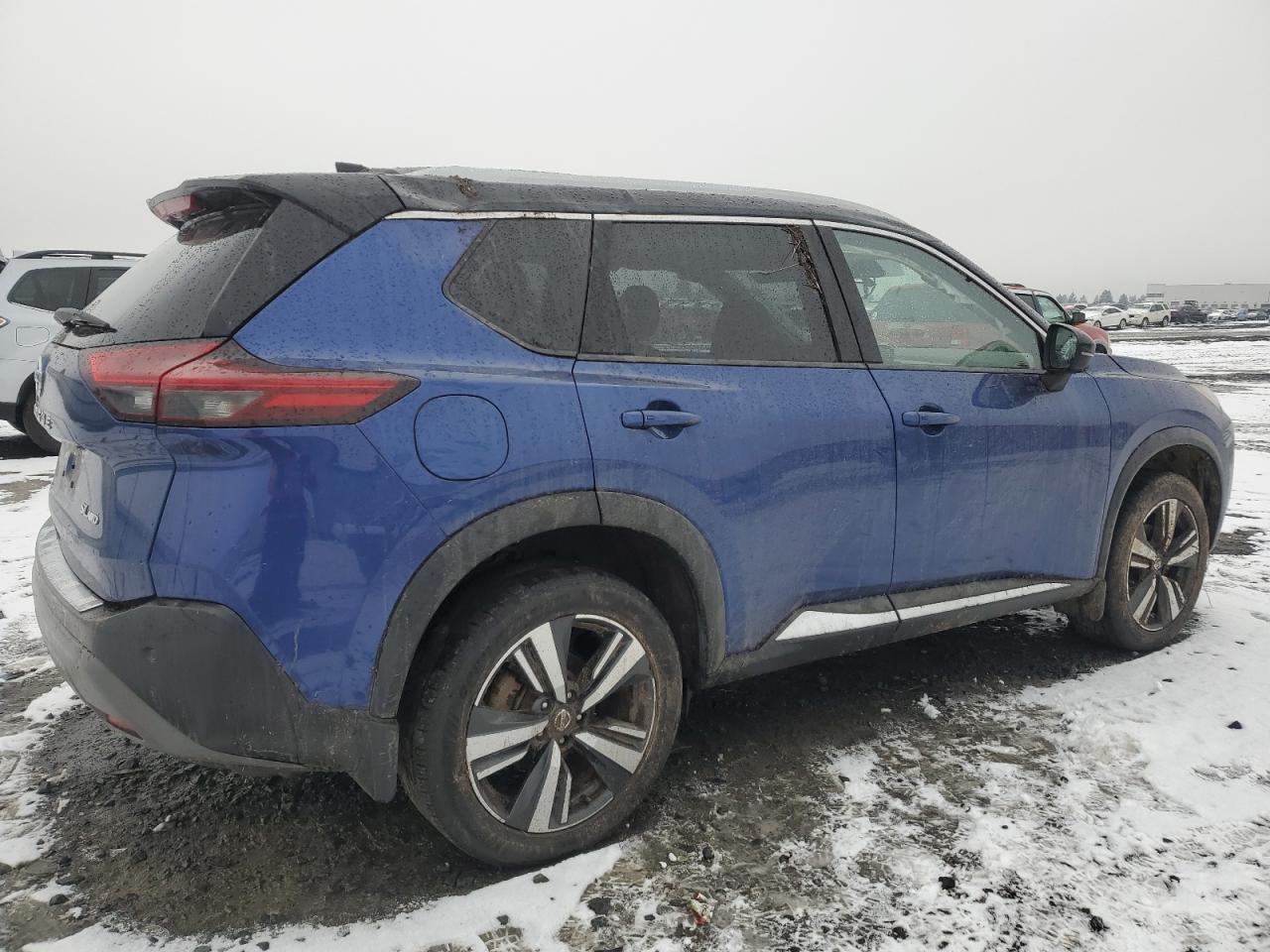 2021 Nissan Rogue - Image 3