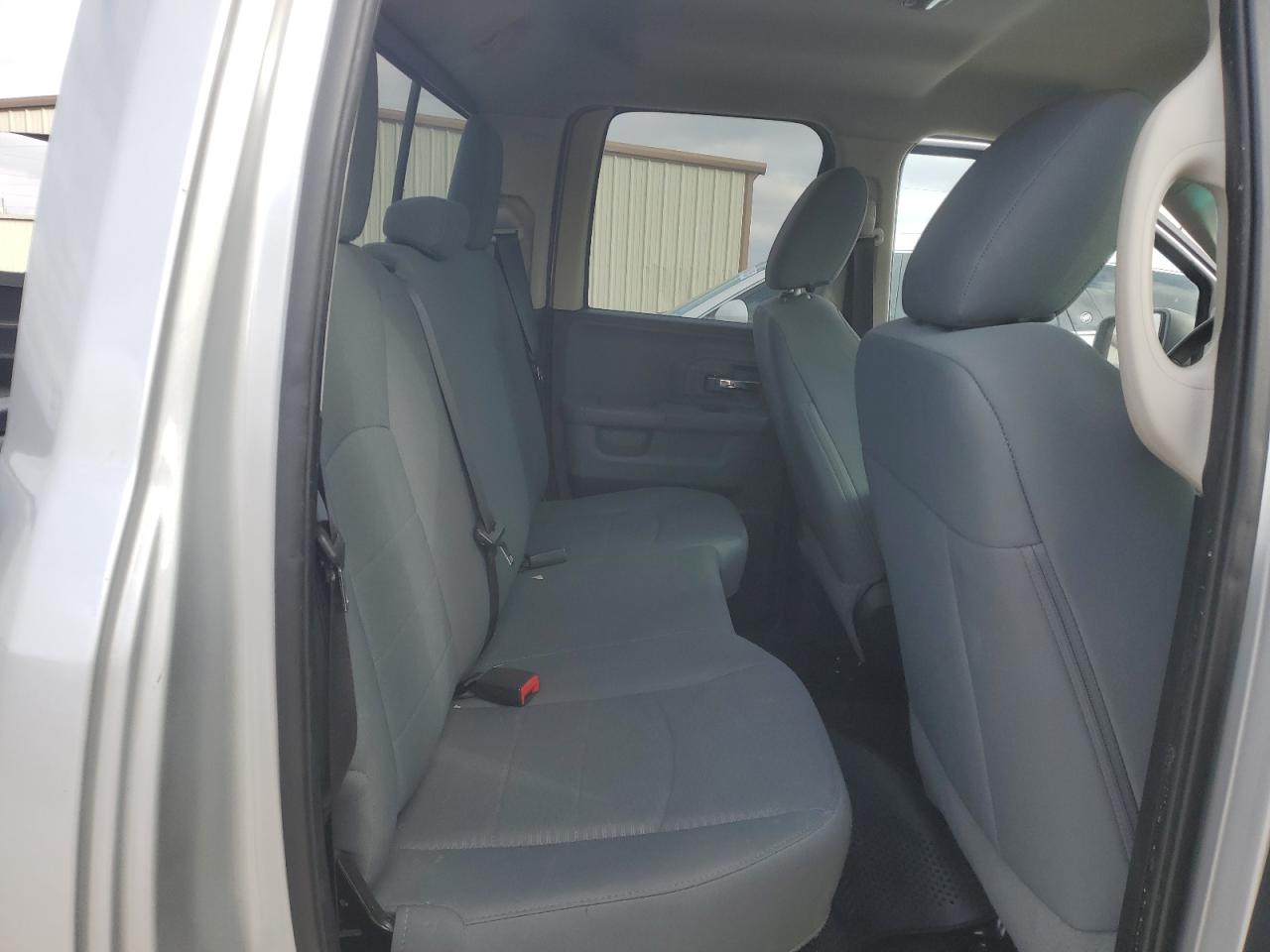 2015 RAM 1500 - Image 10
