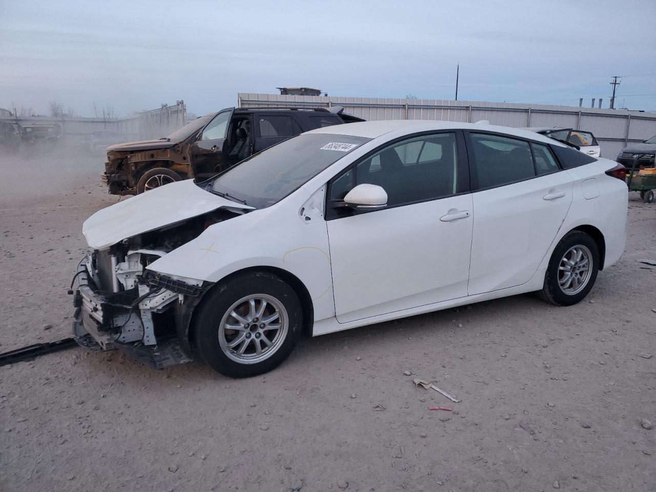 Appleton, WI에서 판매 중인 2020 Toyota Prius L - Front End