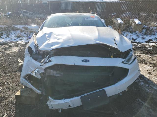  FORD FUSION 2017 Белы