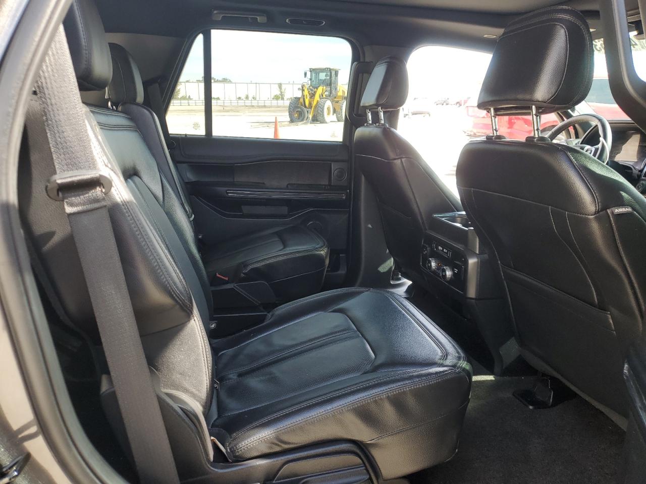 2021 Ford Expedition - Image 11
