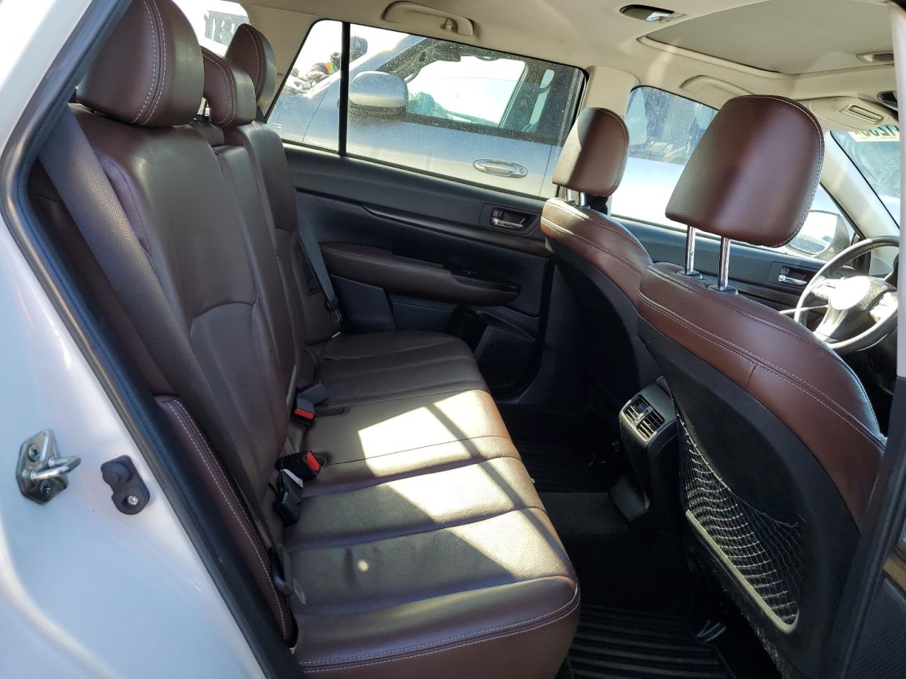 2014 Subaru Outback - Image 10