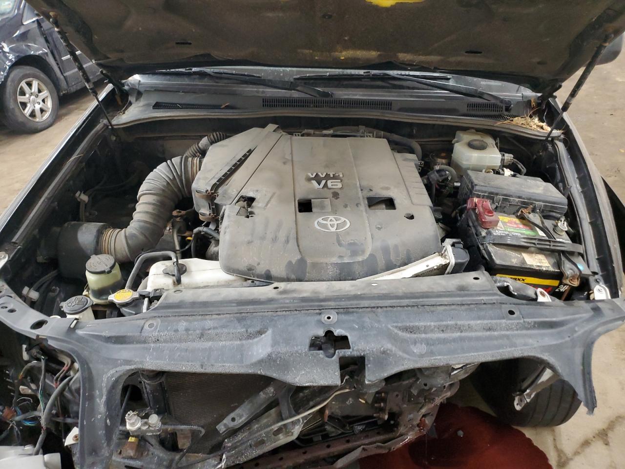 2003 Toyota 4Runner - Image 12