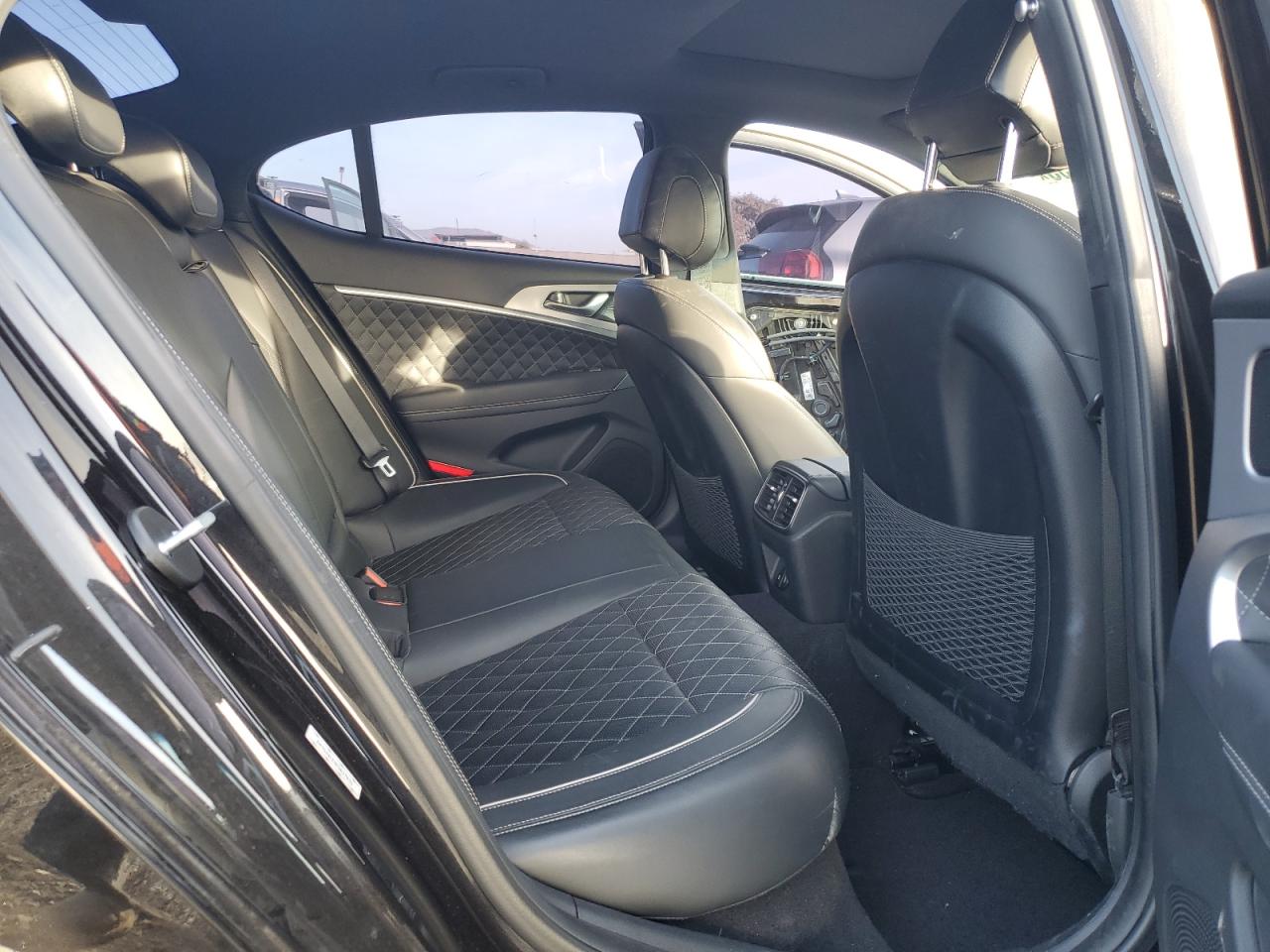 2019 Genesis G70 - Image 10
