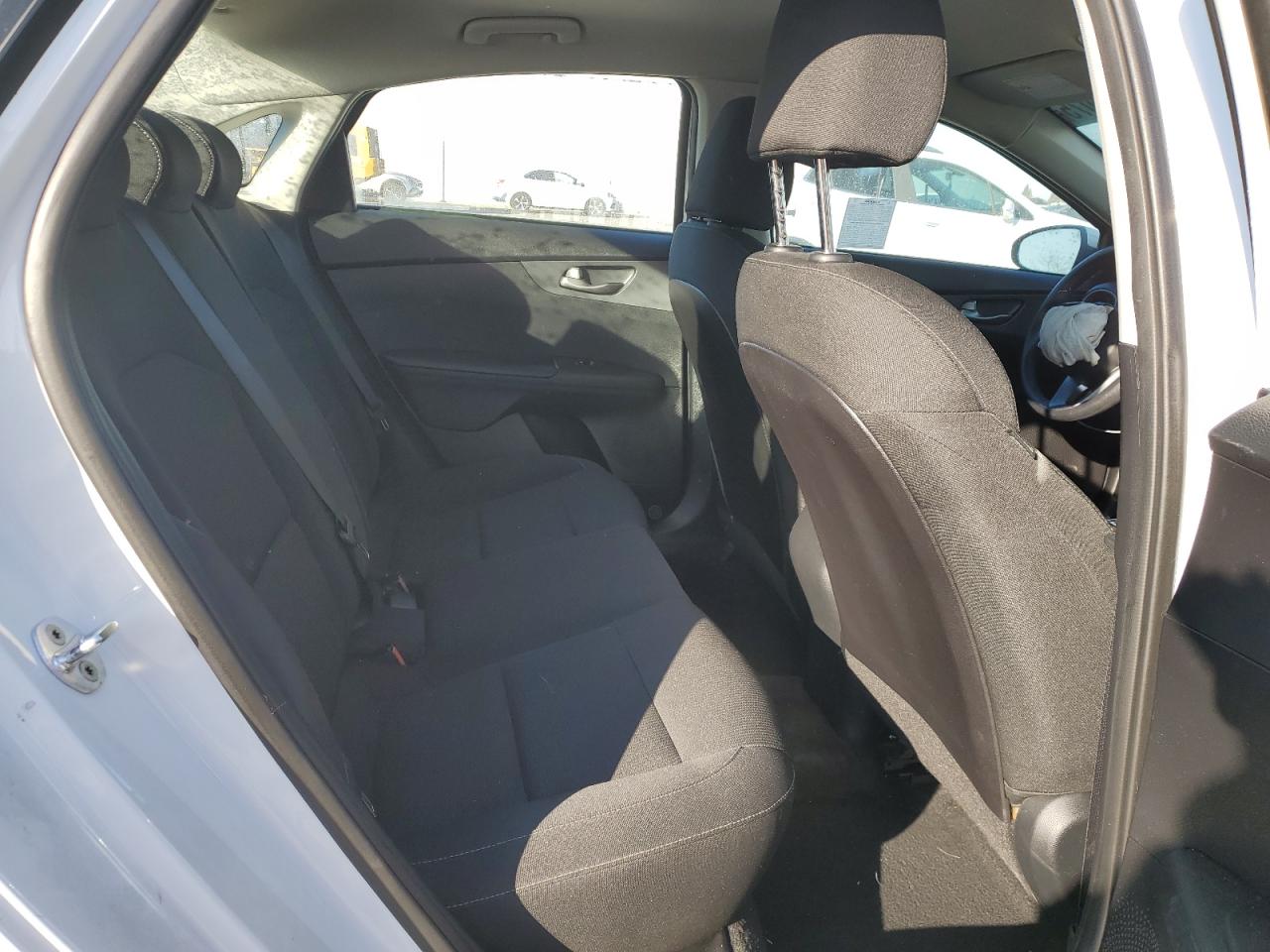 2021 Kia Forte - Image 10