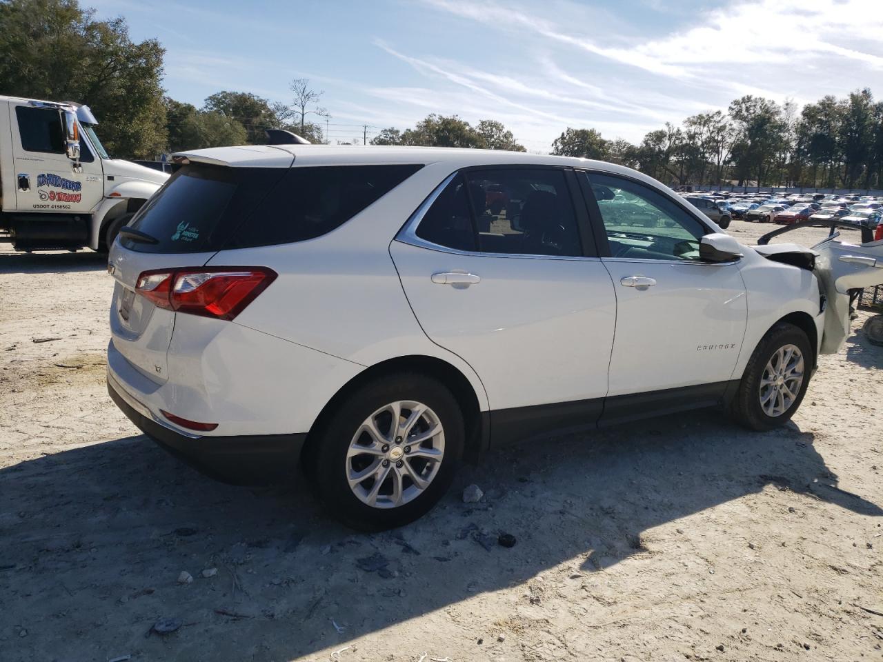 2021 Chevrolet Equinox - Image 3