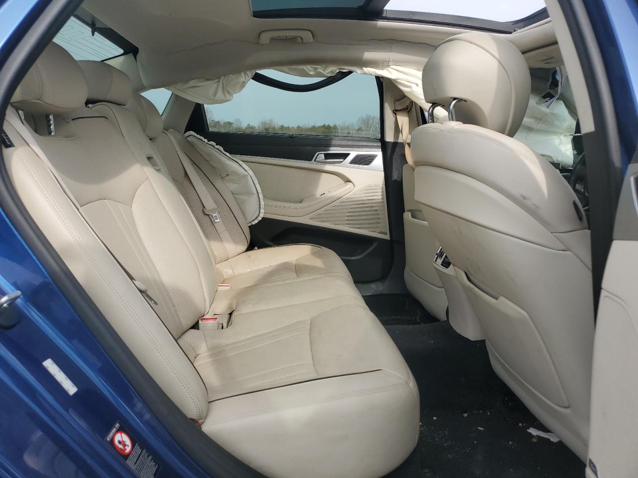 2017 Genesis G80 - Image 10