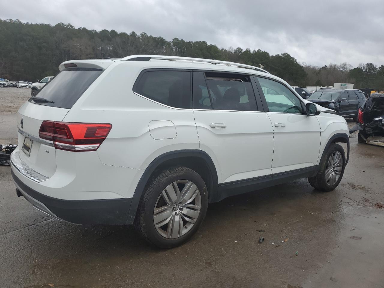 2019 Volkswagen Atlas - Image 3