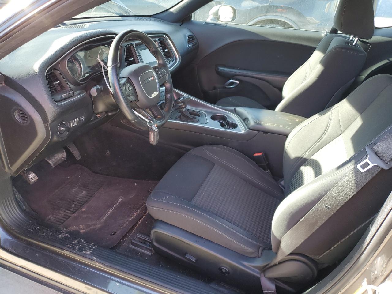 2017 Dodge Challenger - Image 7