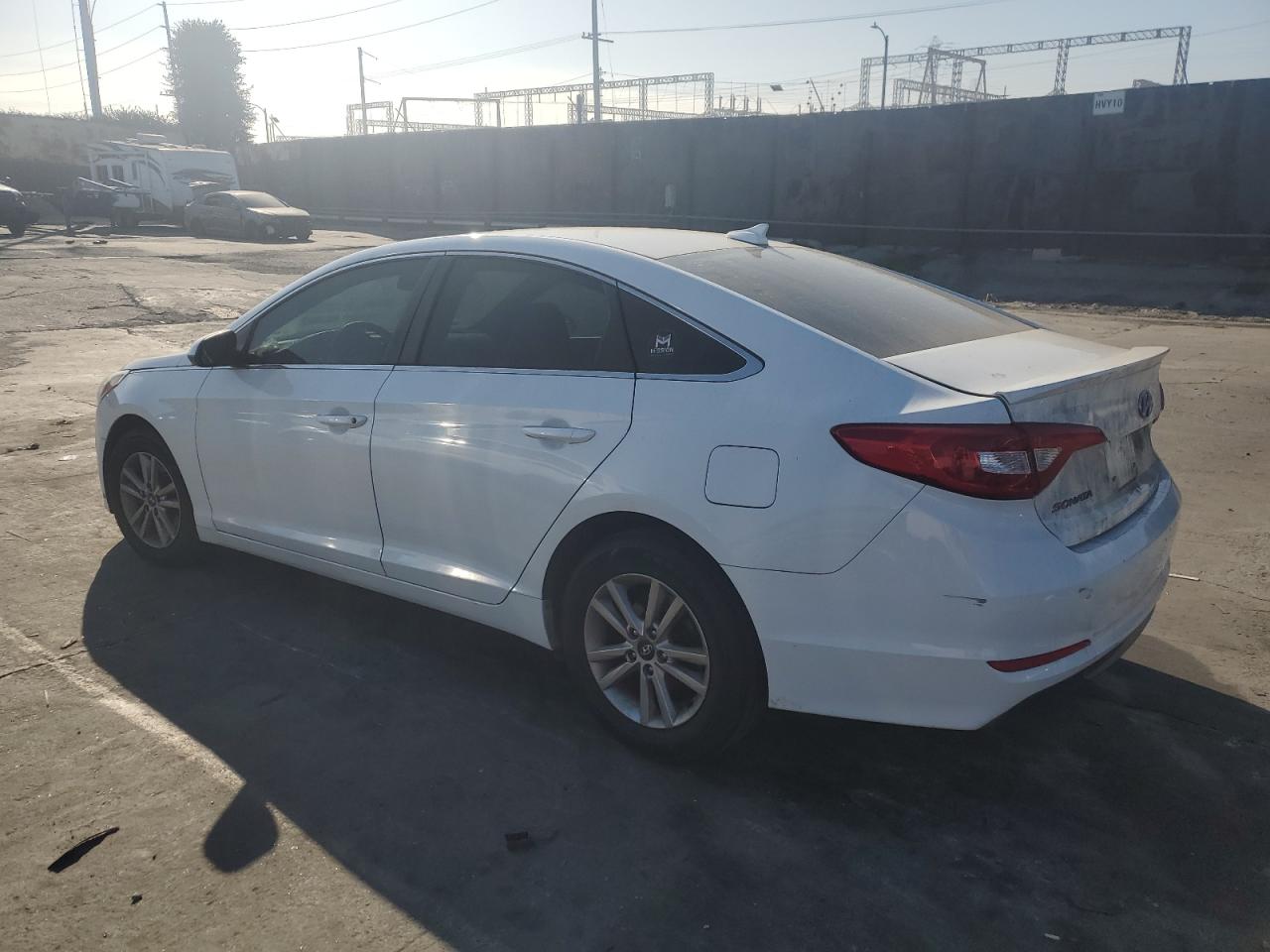 2016 Hyundai Sonata - Image 2