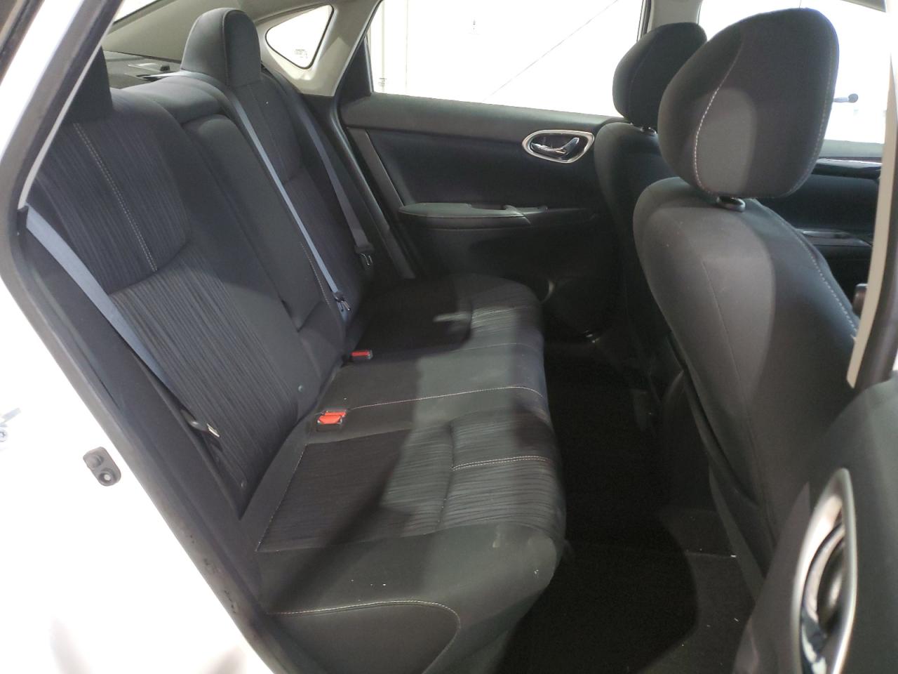 2017 Nissan Sentra - Image 10