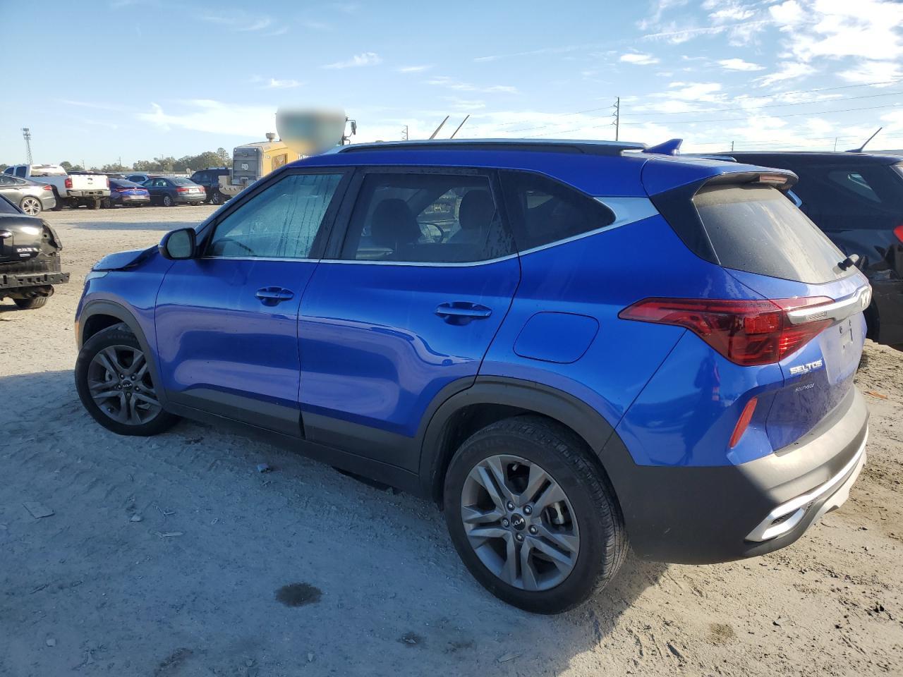 2023 Kia Seltos - Image 2
