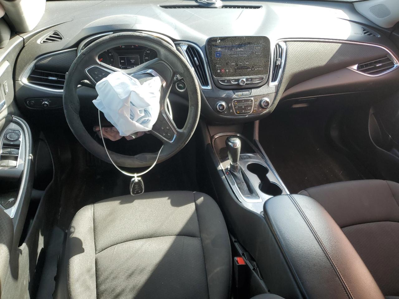 2020 Chevrolet Malibu - Image 8