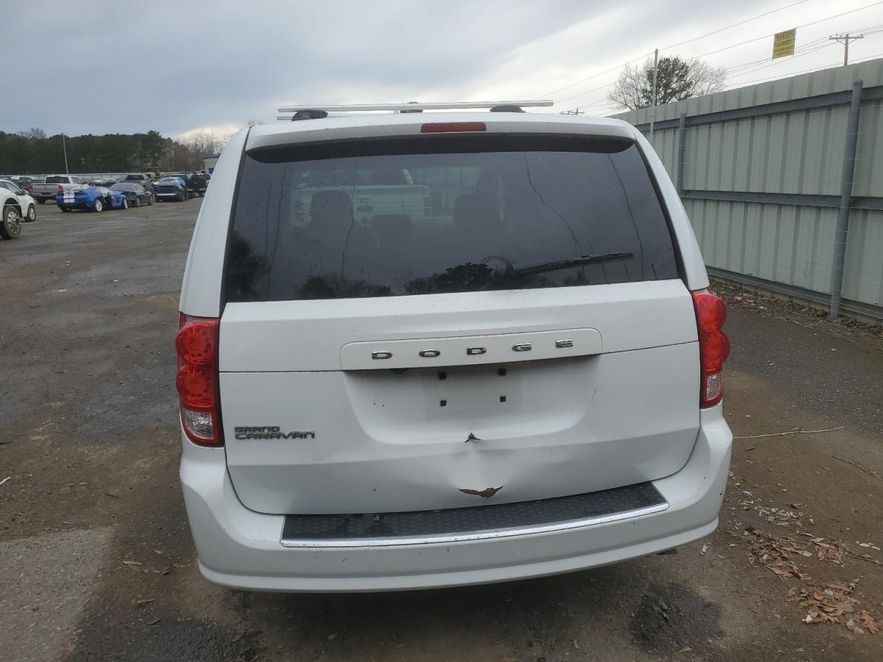 2020 Dodge Caravan - Image 6