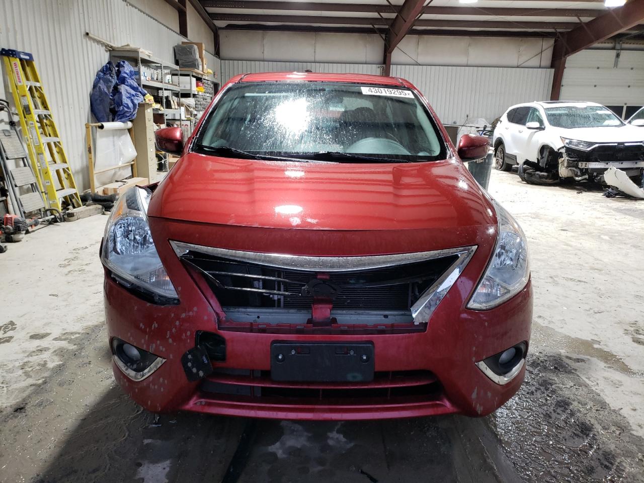 2019 Nissan Versa - Image 5