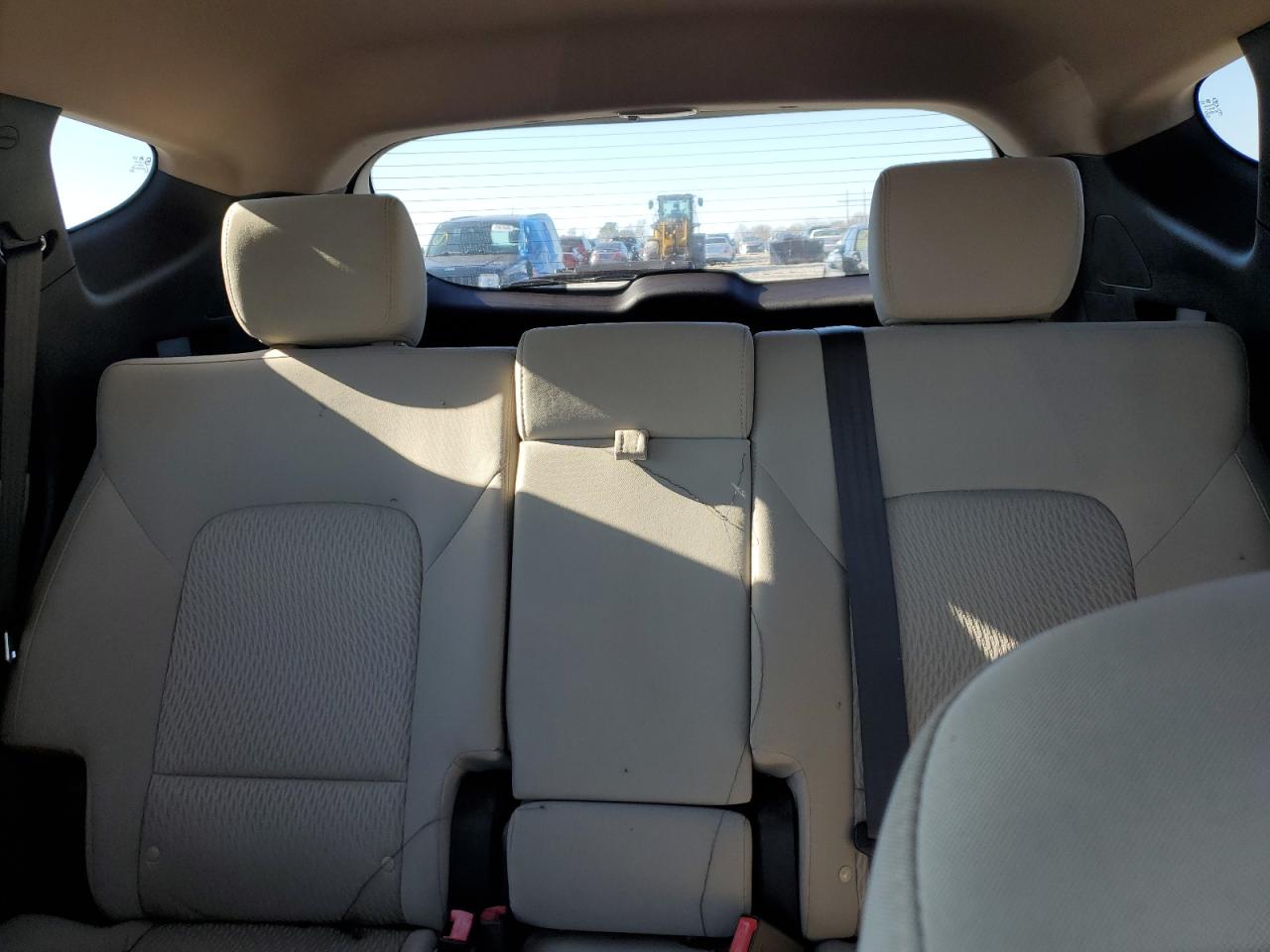 2013 Hyundai Santa Fe - Image 10