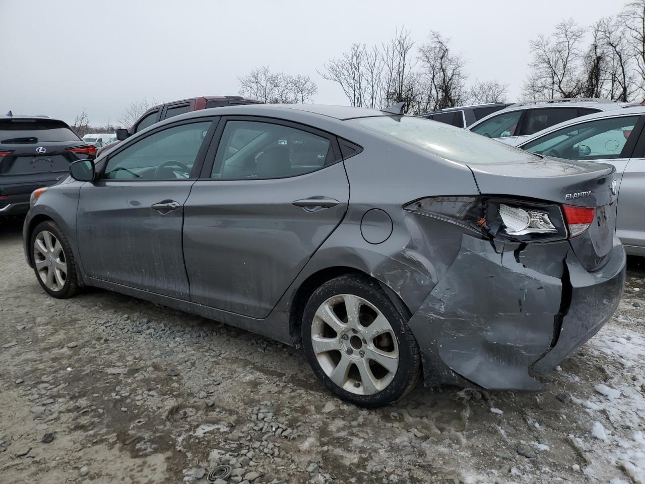 2012 Hyundai Elantra - Image 2