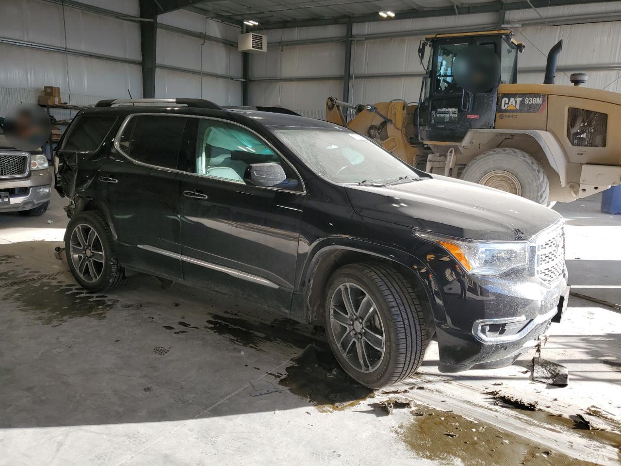 2019 GMC Acadia - Image 4