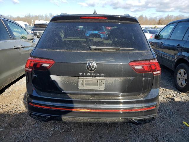  VOLKSWAGEN TIGUAN 2022 Черный
