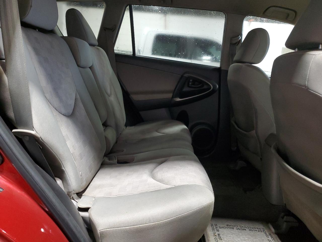 2012 Toyota RAV 4 - Image 11