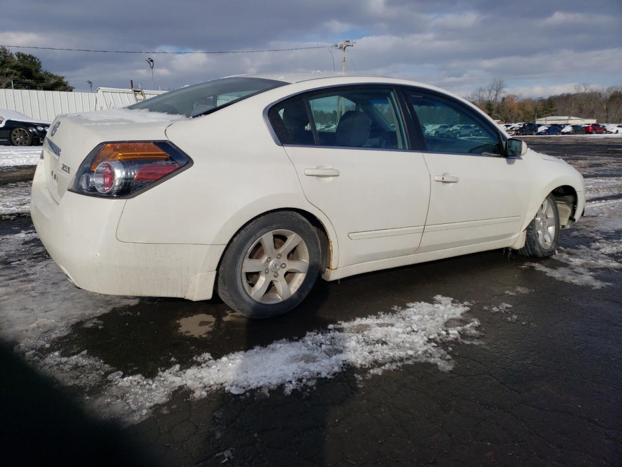 2009 Nissan Altima - Image 3