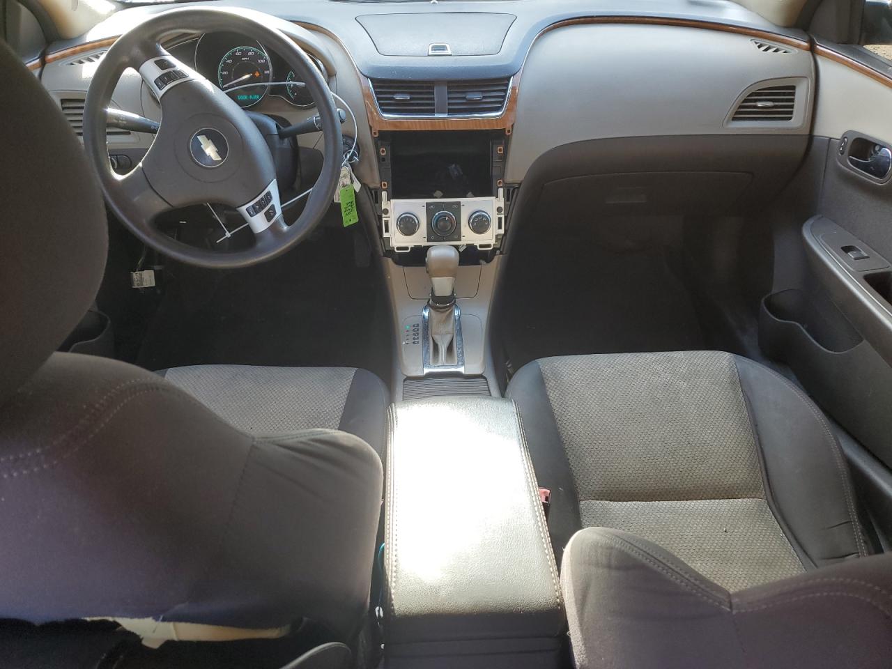 2011 Chevrolet Malibu - Image 8