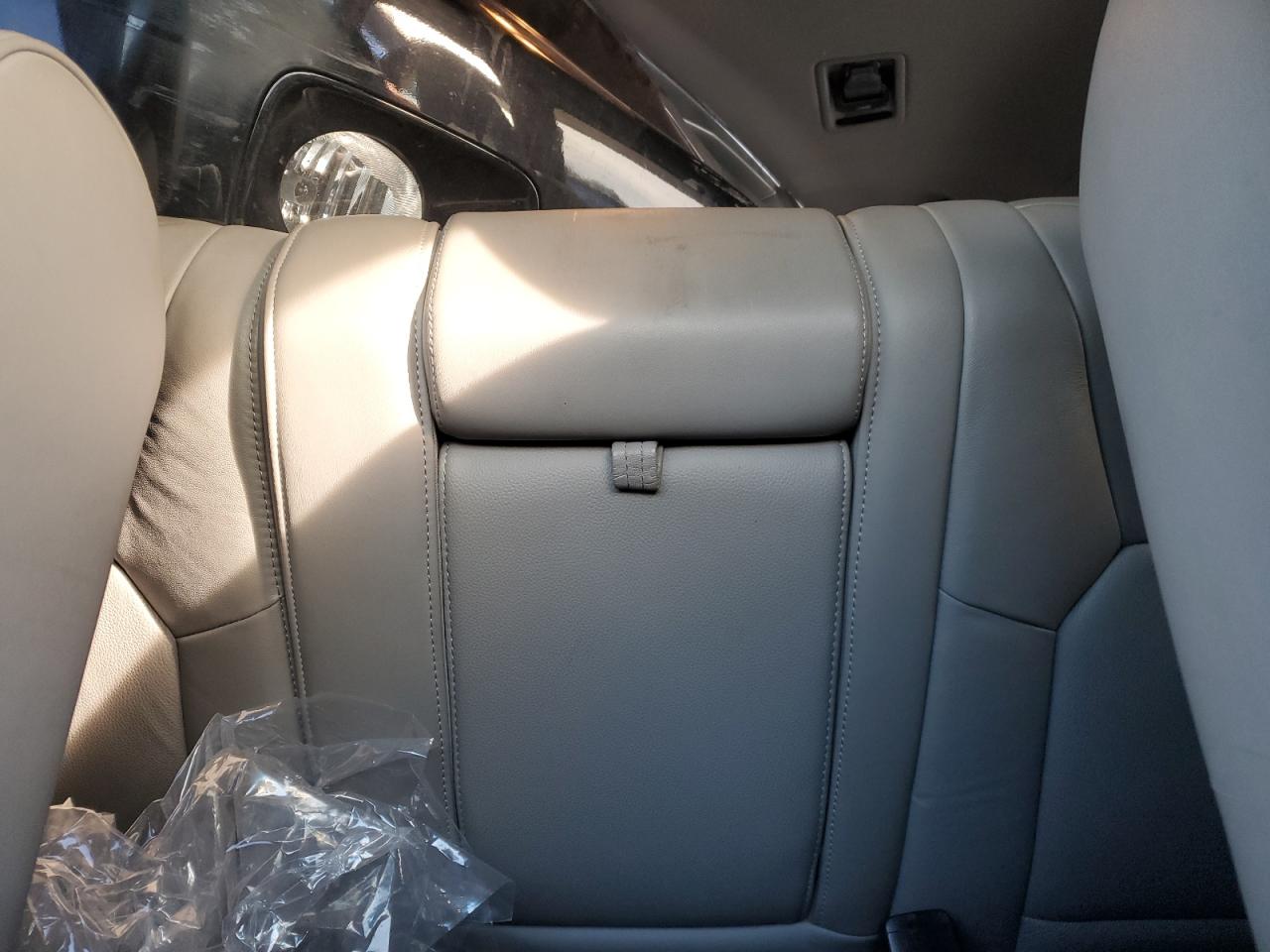 2011 Honda Pilot - Image 10