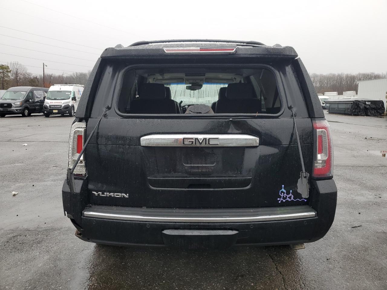 2016 GMC Yukon - Image 6