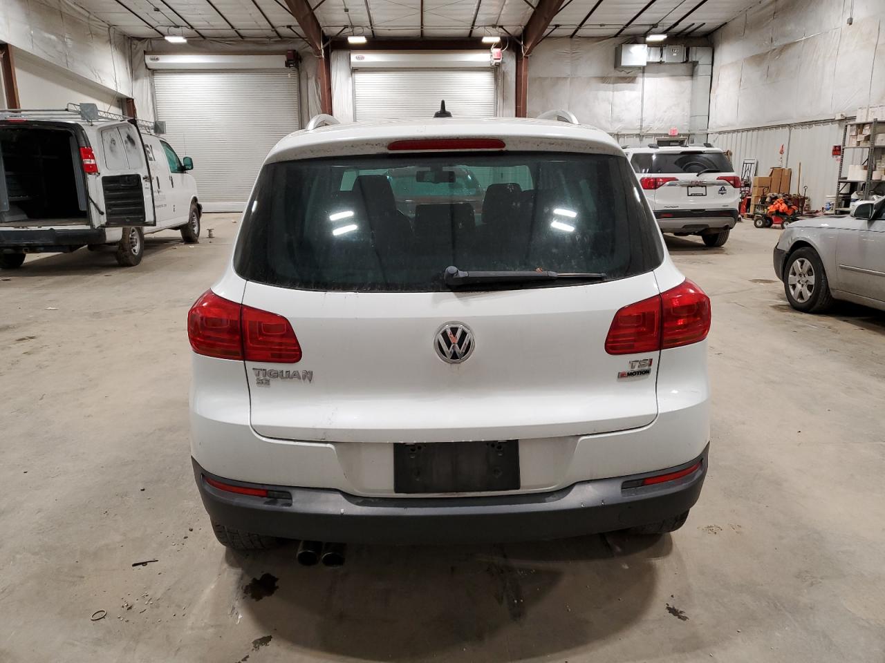 VIN WVGBV7AX6GW516929 2016 VOLKSWAGEN TIGUAN no.6