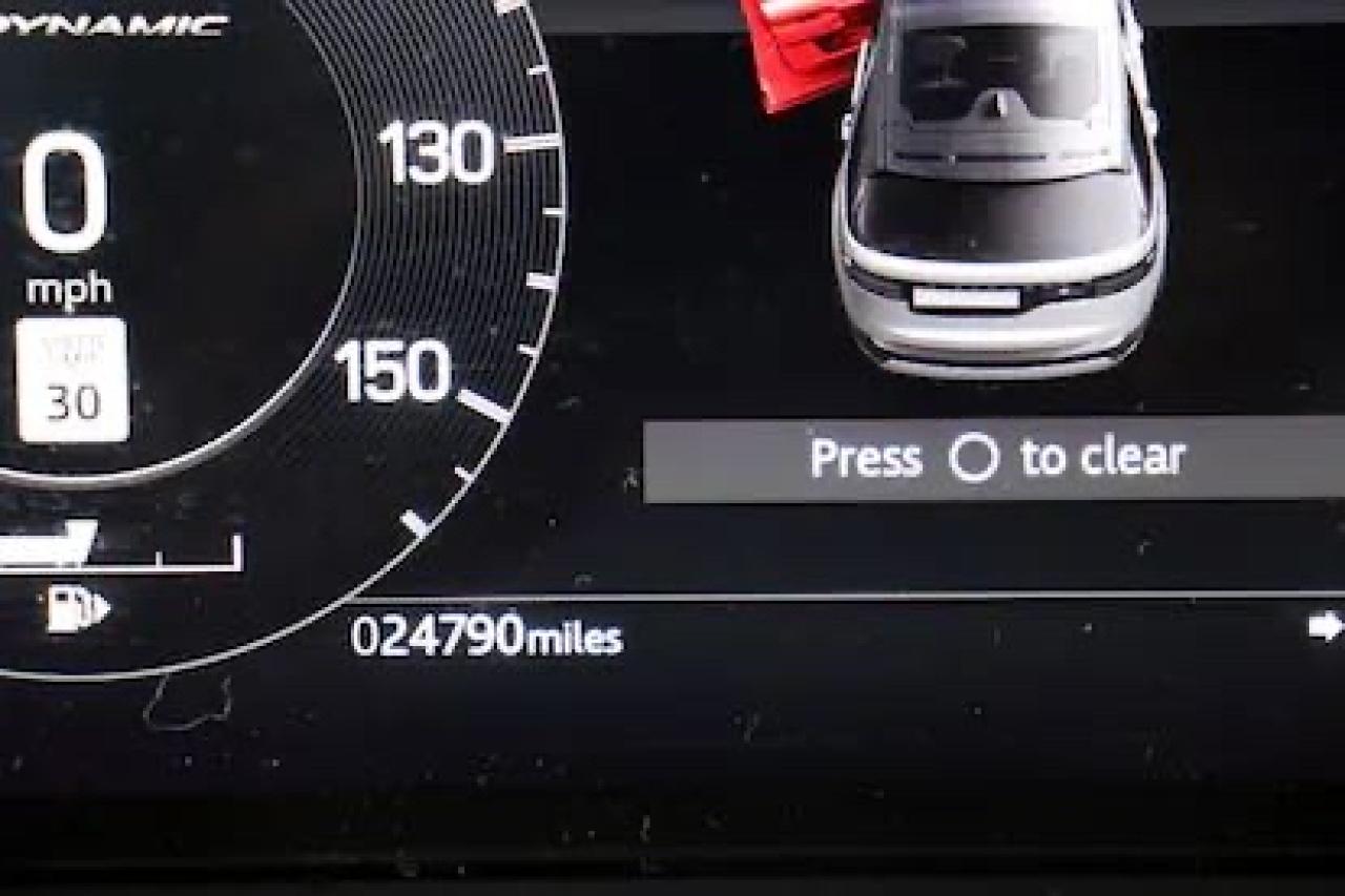 2022 Land Rover Discovery - Image 8